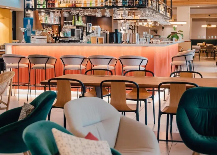 Mercure Avignon Tgv Hotel & Spa